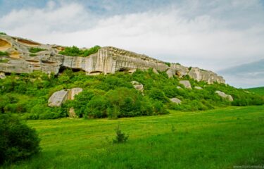 Эски-Кермен. Древний пещерный город в Крыму.